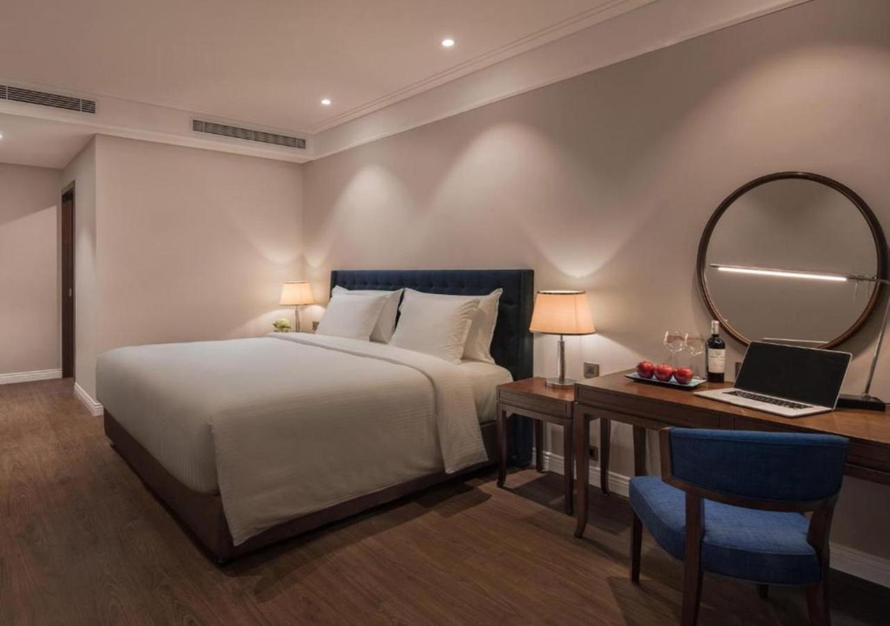 Sunrise Luxury Apartment With Ocean View Da Nang Exterior photo