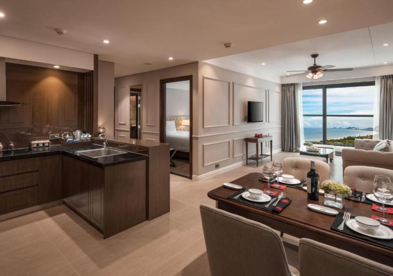 Sunrise Luxury Apartment With Ocean View Da Nang Exterior photo