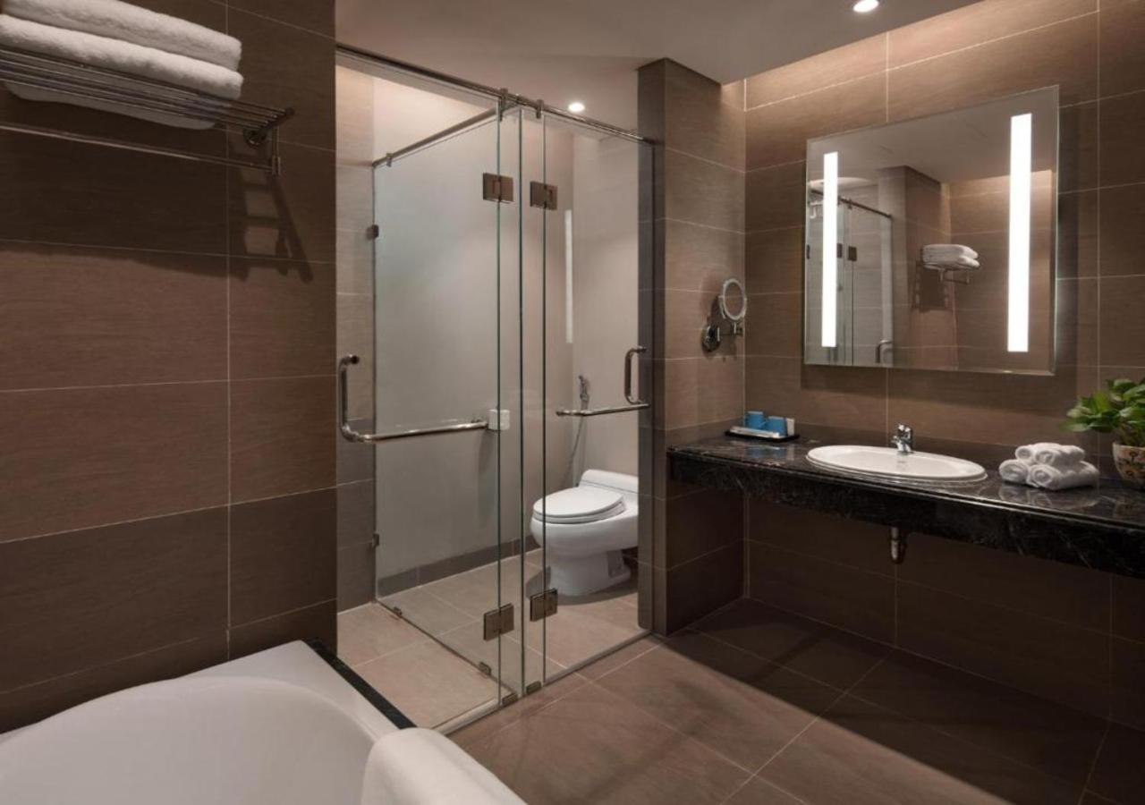 Sunrise Luxury Apartment With Ocean View Da Nang Exterior photo
