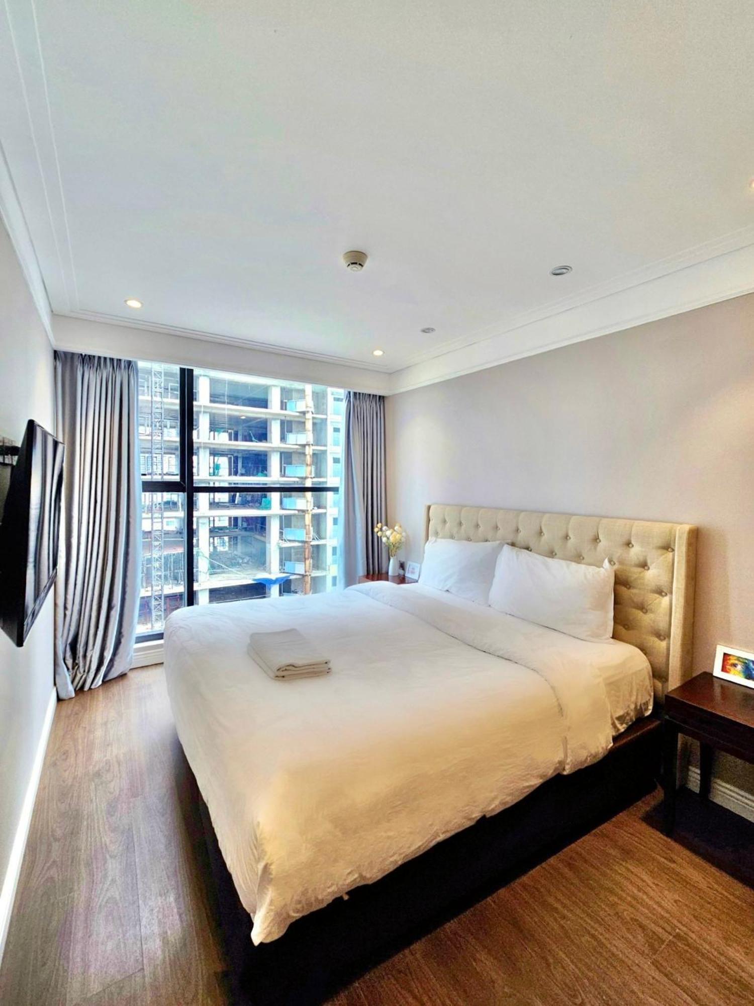 Sunrise Luxury Apartment With Ocean View Da Nang Exterior photo